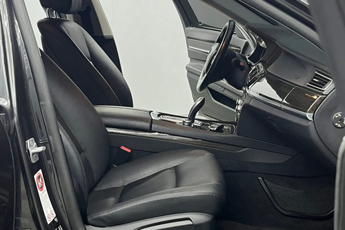 Second hand 2014 BMW 7 Series Sedan 730d 