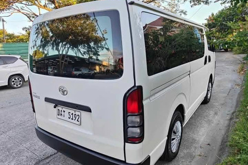 Second hand 2021 Toyota Hiace 3.0L Commuter MT 