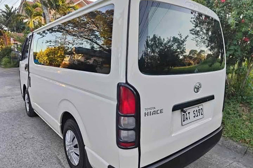 Used 2021 Toyota Hiace 3.0L Commuter MT