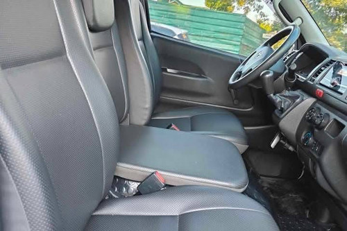 Used 2021 Toyota Hiace 3.0L Commuter MT