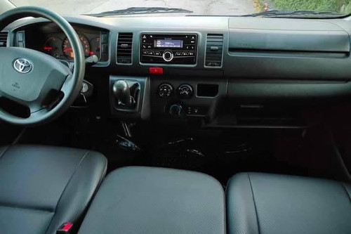 Used 2021 Toyota Hiace 3.0L Commuter MT