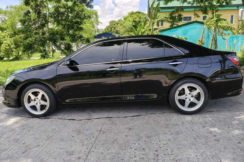 Second hand 2019 Toyota Camry 2.5V 