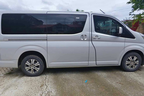 Old 2019 Toyota Hiace 2.4L GL MT