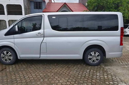 Second hand 2019 Toyota Hiace 2.4L GL MT 