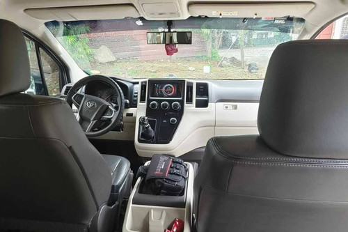 Used 2019 Toyota Hiace 2.4L GL MT