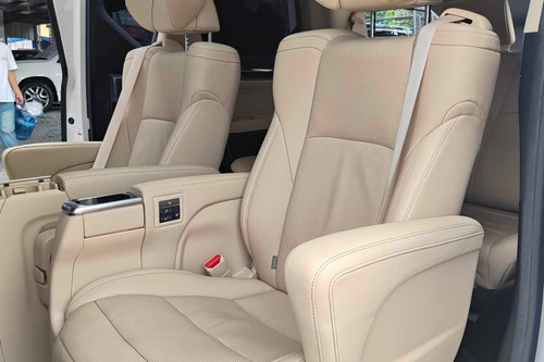 Used 2019 Toyota Alphard 3.5 Gas AT