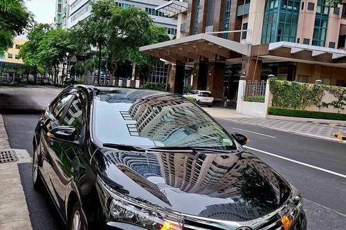 Second hand 2014 Toyota Corolla Altis 1.6 V CVT 