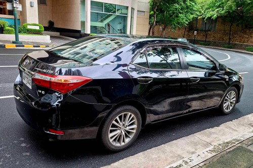 Used 2014 Toyota Corolla Altis 1.6 V CVT