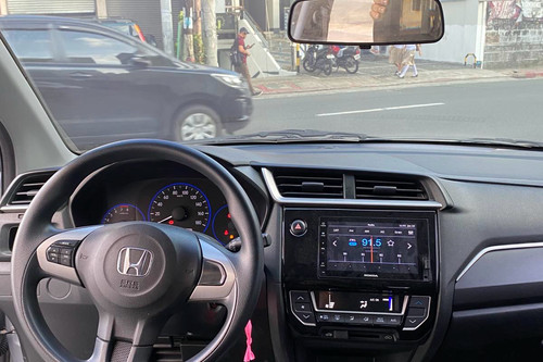 Second hand 2019 Honda Mobilio 1.5 V CVT 