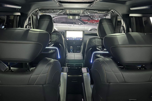 Used 2025 Toyota Alphard 2.5 HEV CVT