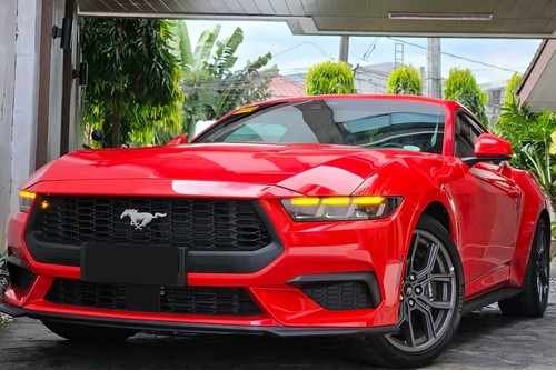 Second hand 2024 Ford Mustang 2.3L Ecoboost 