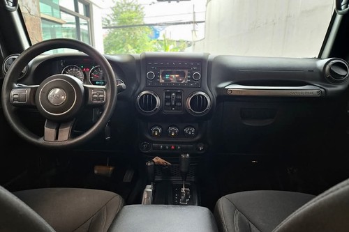 Old 2017 Jeep Wrangler Unlimited Sport Unlimited