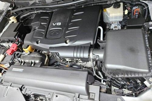 Used 2011 Nissan Patrol Royale 5.6 V8 4x4 AT