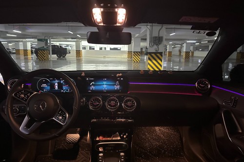 Old 2023 Mercedes-Benz CLA-Class 180 (automatic)