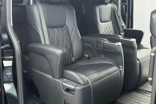 Used 2023 Toyota Hiace 2.8L Super Grandia AT
