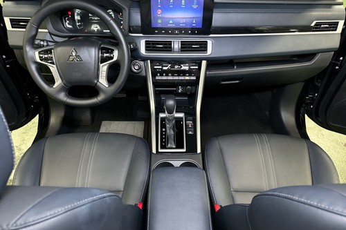 Used 2025 Mitsubishi Xpander Cross 1.5L AT