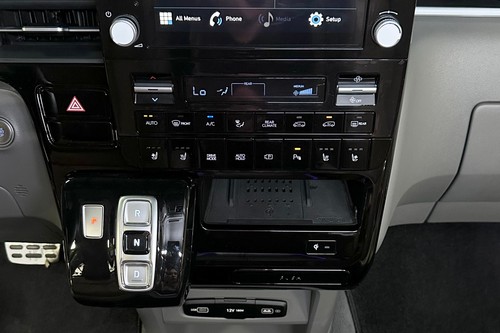 Used 2023 Hyundai Staria 2.2 CRDi Premium+ 8AT AWD 7-seater