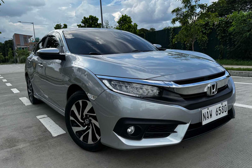 Second hand 2018 Honda Civic 1.8 S CVT 
