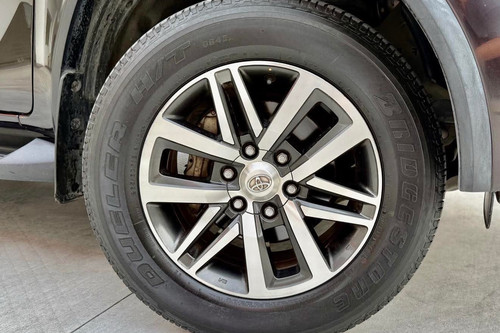 Used 2018 Toyota Fortuner 2.4 V AT