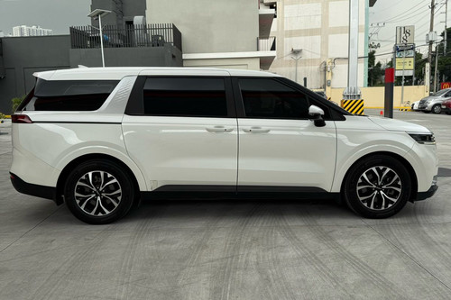 Used 2022 Kia Carnival EX