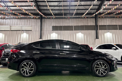 Used 2016 Hyundai Elantra 2.0 GL AT