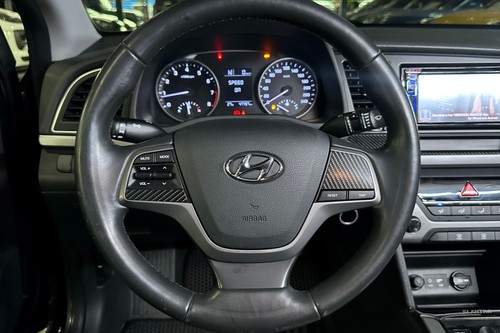 Used 2016 Hyundai Elantra 2.0 GL AT
