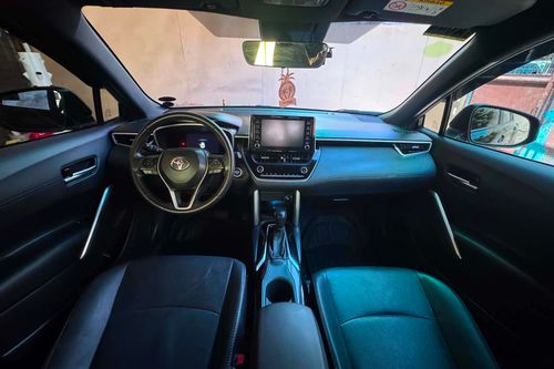 Second hand 2022 Toyota Corolla Cross 1.8 V HEV 