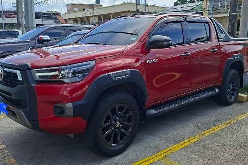 Second hand 2021 Toyota Hilux Conquest 2.4 4x2 A/T 