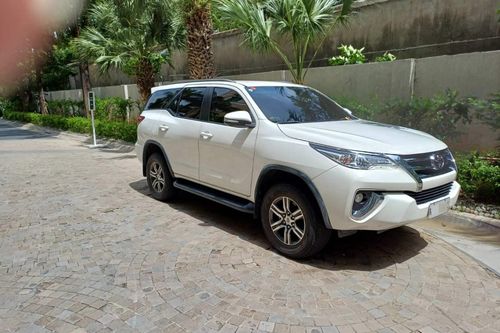 Old 2016 Toyota Fortuner 2.4 G Diesel 4x2 MT