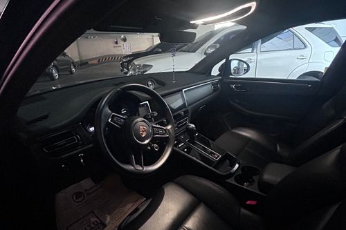 Used 2024 Porsche Macan PDK