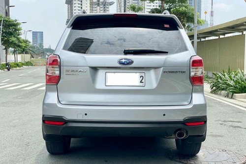 Old 2015 Subaru Forester 2.0i-Premium
