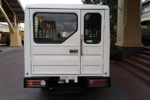 2nd Hand 2016 Hyundai H-100 2.6 GL 5M/T (Dsl-With AC)