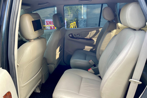 Used 2014 Toyota Innova 2.5L V AT