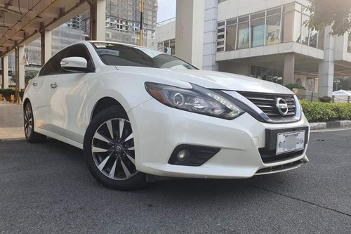 Second hand 2018 Nissan Altima 2.5L SV CVT 