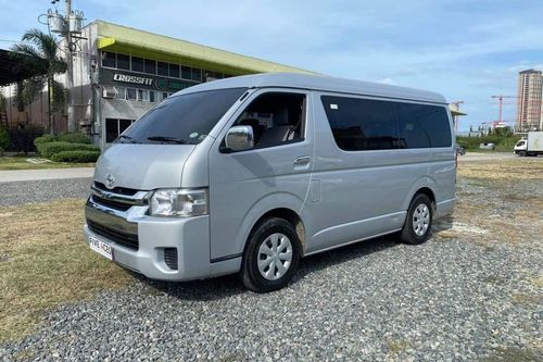 Second hand 2016 Toyota Hiace 3.0 GL Grandia MT 