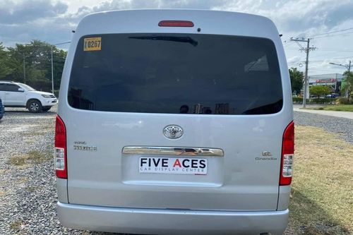 Used 2016 Toyota Hiace 3.0 GL Grandia MT