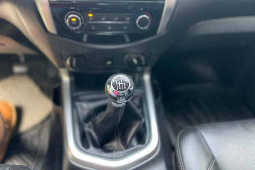 Used 2020 Nissan NP300 Navara 2.5L 4x4 VL 6MT