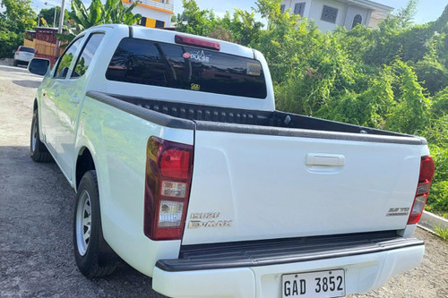 2nd Hand 2017 Isuzu D-Max LT-X 4x2 MT