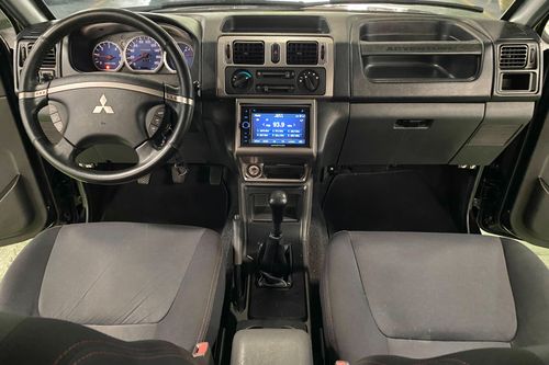 Used 2016 Mitsubishi Adventure 2.5 GLS Sport MT