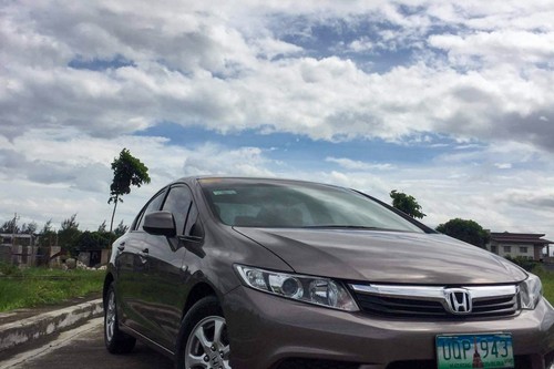 Old 2012 Honda Civic 1.8L EXI AT