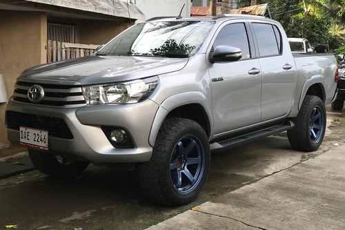 Second hand 2017 Toyota Hilux 2.4 G DSL 4x2 M/T 