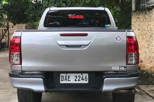 Old 2017 Toyota Hilux 2.4 G DSL 4x2 M/T