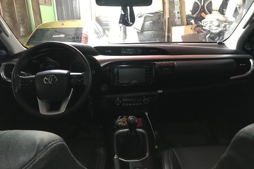 Used 2017 Toyota Hilux 2.4 G DSL 4x2 M/T