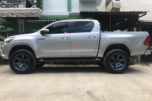 Used 2017 Toyota Hilux 2.4 G DSL 4x2 M/T