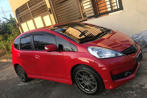 Used 2013 Honda Jazz 1.5 V CVT