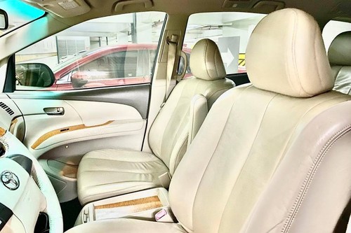 Used 2010 Toyota Previa 2.4L V AT