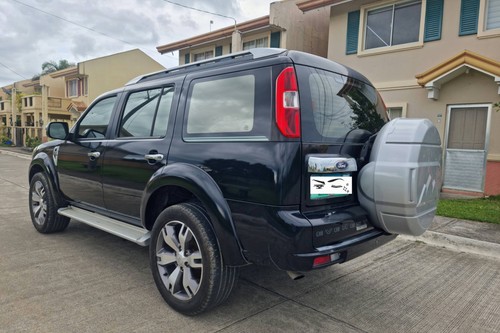 Second hand 2012 Ford Everest LIMITED 2.5 4x2 AT 