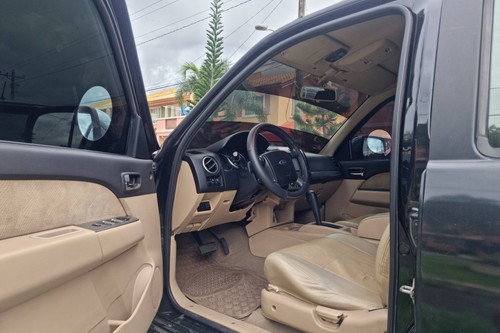 Used 2012 Ford Everest LIMITED 2.5 4x2 AT