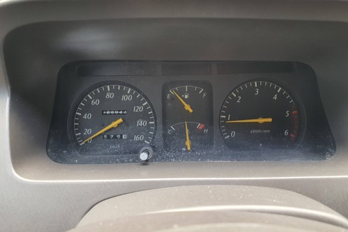 Second hand 2005 Toyota Revo 2.4L GLX MT 