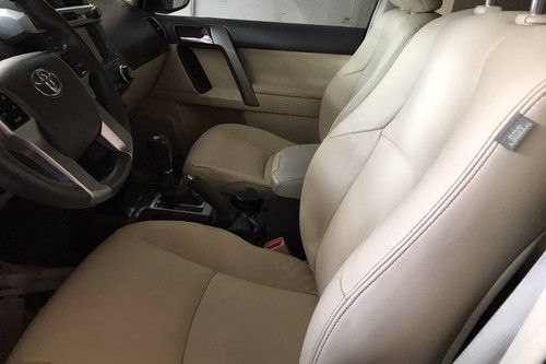 Used 2014 Toyota Land Cruiser Prado 4.0L Gas AT